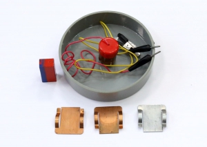 Набор по электролизу «Электролит ЭФ-1» с источником питания от сети - fgospostavki.ru - Хабаровск