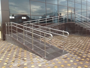 Перила для входной группы с двойным поручнем - fgospostavki.ru - Хабаровск