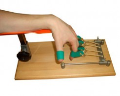 Настольный тренажер "Сгибание-разгибание пальцев" - fgospostavki.ru - Хабаровск